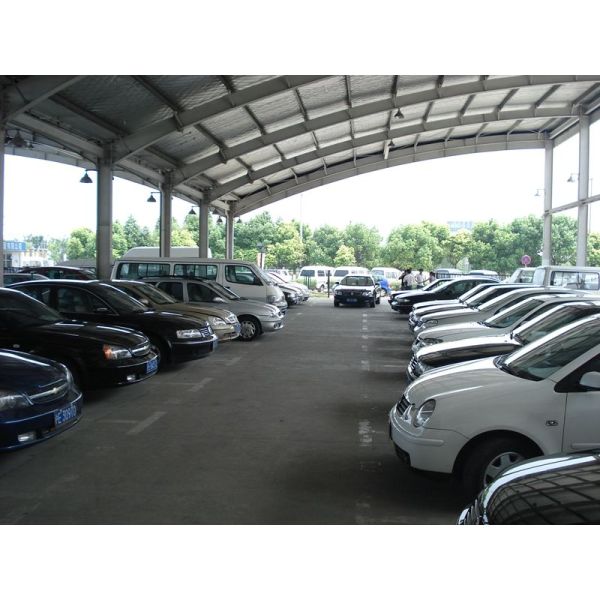 Grey Color Hybrid Sedans Luxurious Version New Energy Vehicles