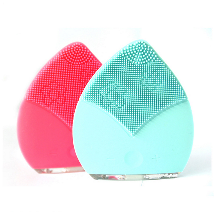 Safety Silicone Face Scrubber , Silicone Face Exfoliator 6000 R / Min Rotate Speed