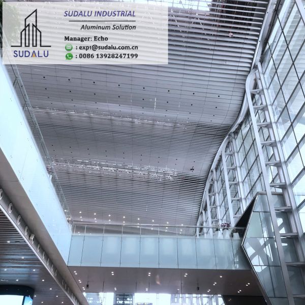 SUDALU Aluminum Shutter Ceilling Aluminum Aerofoil Louver Ceiling for Airport Metro Usage 10 years Warranty
