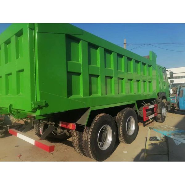 Dongfeng HOWO Euro3 HOWO 6*4 Dump Truck Tractor Trucks with 8×4 Drive Wheel