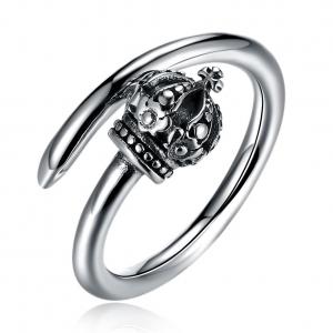 China 1.39g 17.3mm Crown Shaped Engagement Ring Hypoallergenic Cluster Real Silver Rings on sale