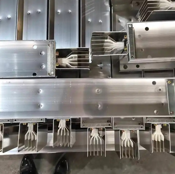 600V Copper Fire Rated Bus Duct System 10 Feet Length Easy Install