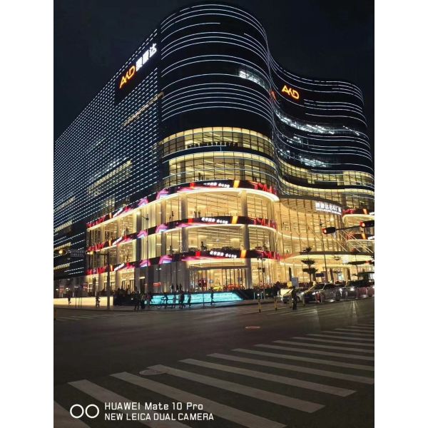 Christmas Advertisement Color LED Mesh Screen IP67 Outdoor Waterproof And Dustproof
