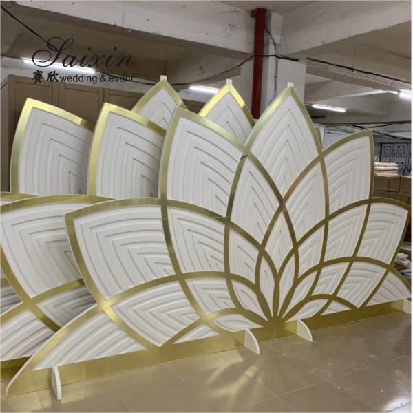Unique new wedding furniture white acrylic stand with gold design white background wedding hall decoratios