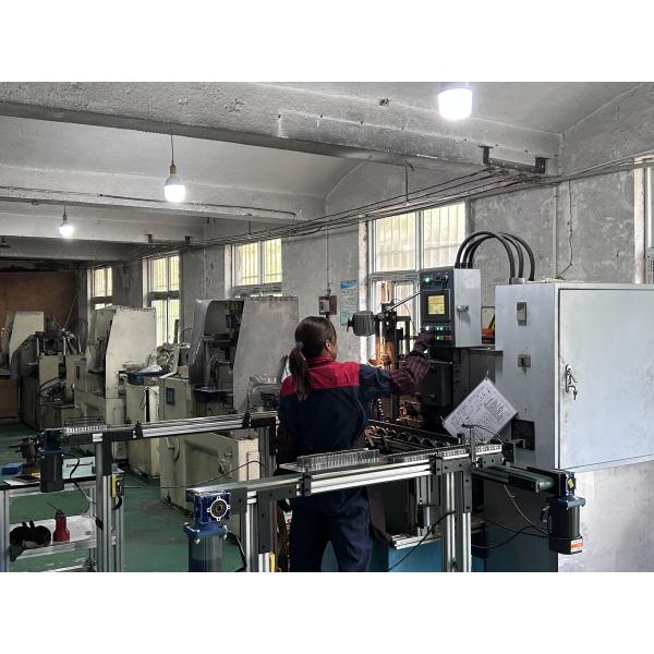 AZ9725160110 Heavy Truck Transmission Clutch Pressure Plate for SINOTRUCK HOWO Truck