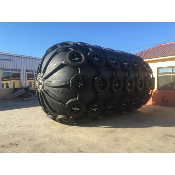 2500mm*5500mm Aging Wear Resistant Floating Ppneumatic Fender For Ship Wharf