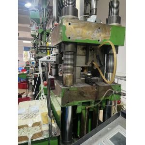 Dongguan Xinwei Clothing Accessories Co.,Ltd.