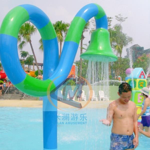 Flower Shape Water Splash Pad 2.0m Height Attractive With Good Looking