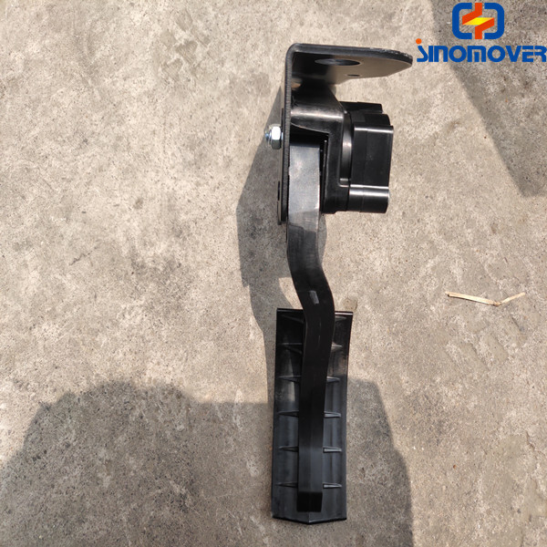 Electronic Pedal Sino Truck Spare Parts FOR HOWO Truck WG9925570001