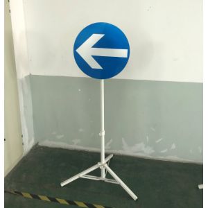 Cheap 8 Directions Adjustable Reflective Traffic Signs 1-2 Meters Height wholesale