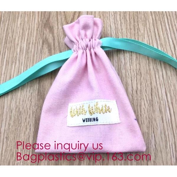 Fine Jewelry, Collectible Coins, Cute Charms And Trinkets. Place Fragrant Potpourri, Colorful Stones, Jewelry While Trav