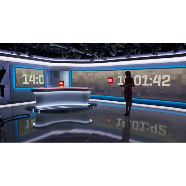 Black Smd Hd Led Display 1.87mm Tv Studio Traffic Center With Colorlight System