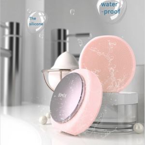 China IPX7 45℃ Warmth Mini Silicone Face Exfoliator Brush on sale