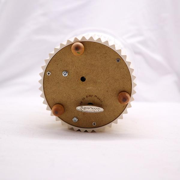 Crystal Ball Preserved Rose Glass Dome Round Music Box For Wedding Gift