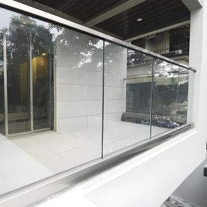 Cheap CE Certified 10-Year Warranty Aluminum Glass Partition Fence wholesale