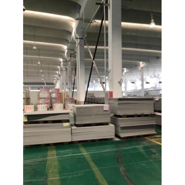 228 X1530 X 3.5 Mm SPC Vinyl Plank Flooring 12 Mil Click Lock Anti Slip