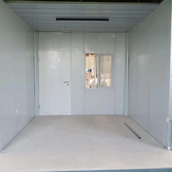 40ft Luxury Container House A Prefabricated Shop Solution with Eco Friendly Features