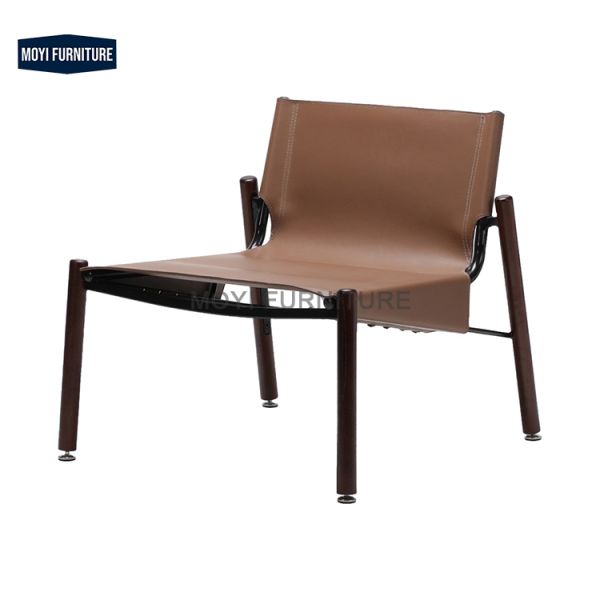 Apartment Chic MOYI Design Leisure Brown Leather Metal Chair Frames Luxury Solid Wooden Living Room Chairs Surface Carpet