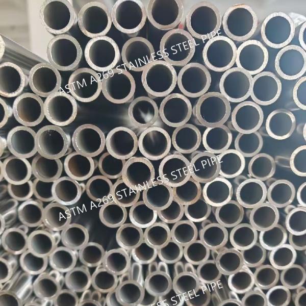 ASTM A269 / SA270 TP304 Bright Annealed Stainless Steel Seamless Pipe Tube In 6m Length