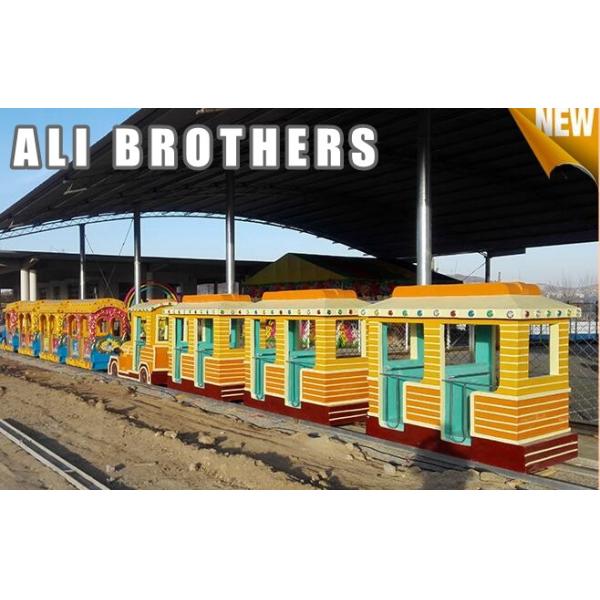 Outdoor Amusement Equipment Tourist Electric Train Games New Design Track And Trackless Train