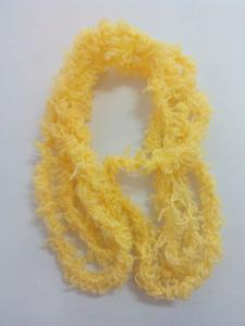 Cheap high quality fancy yarn knitting yarn factory, popular selling novelty feather yarn wholesale
