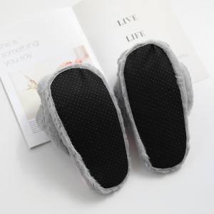 Non Slip 25cm Cat paw Shape Kids Plush Slippers