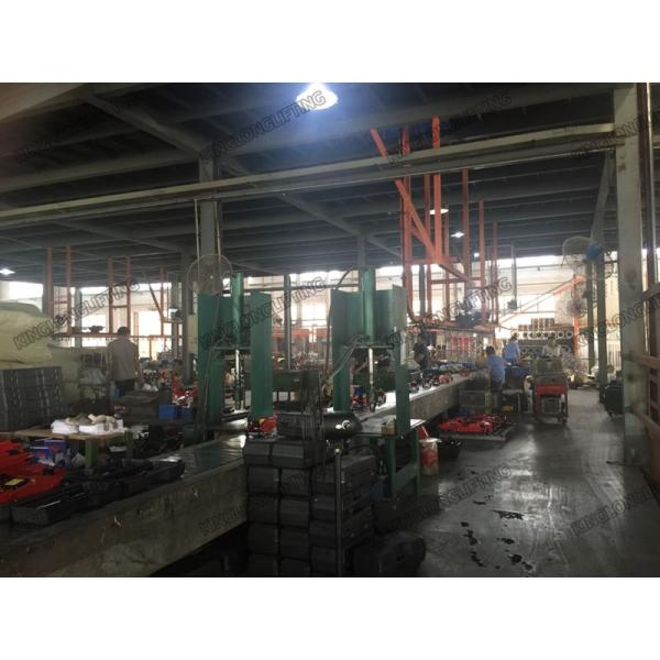 Easy Positioning Car Jack , Hydraulic Lifting Jack 360°Swivel Saddle Pad