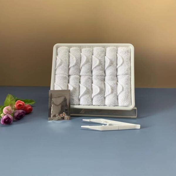 Single Use plain woven Airline Small Hand Towel With Antibacterial Sachet