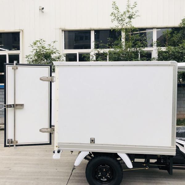 DAYANG Closed Body Express Cargo Tricycle AIR-cooling Engine 4.5 inch for B2B Shipping