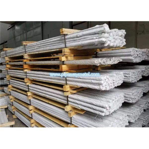 Black Threaded Steel Rod Grade 4.8 Carbon Steel Material 0.2 - 6 Meters Long