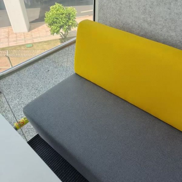 Customized Acoustic Office Pod Steel Structure Mobile Meeting Pods Black