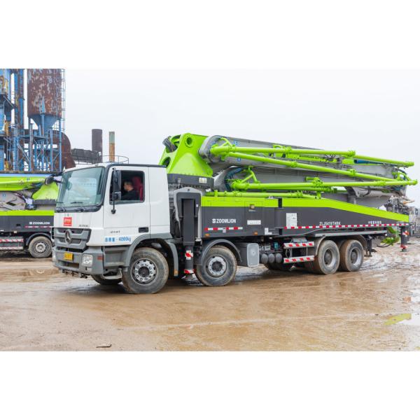 Zoomlion 56m Benz Truck Concrete Equipment Concrete Boom Beton Pump Machine Second Hand Truck Mounted Concrete Pump