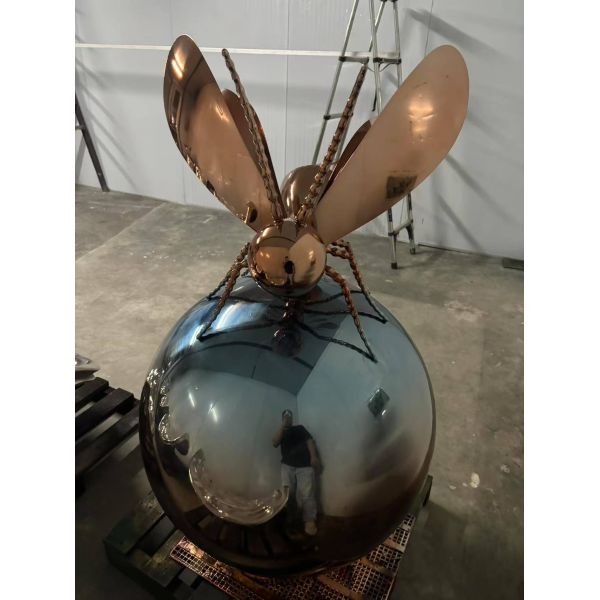 Custom Stainless Steel Mirror Sculptures: Large Outdoor Landscape Decorative Art Crafts for Plaza Water Features