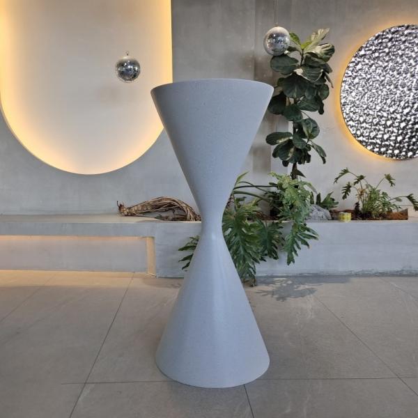 Shopping Mall Resin Fiberglass Artificial Flower Planters For Indoor Outdoor Decor