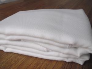 Cheap 100% cotton white Muslin Weave Birdeye one layer muslin cloth wholesale