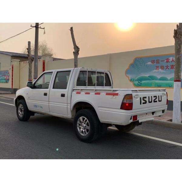 Second Hand Isuzu Trucks 4×4 Driver Mode Diesel Engine EURO III Emission 5 Seats Isuzu Pickup