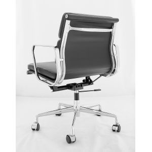 Cheap Luxury Soft Pad Office Chair Dimension 82 X 58 X 65CM Aluminum Alloy Material wholesale