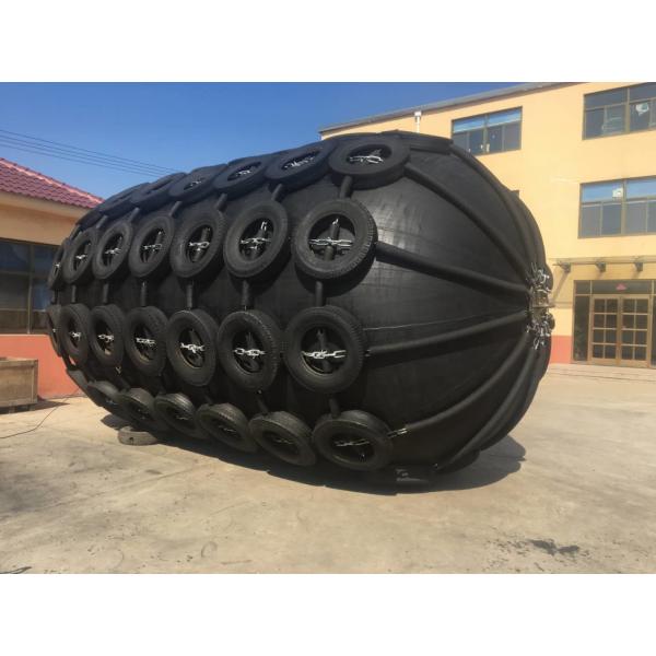 2500mm*5500mm Aging Wear Resistant Floating Ppneumatic Fender For Ship Wharf