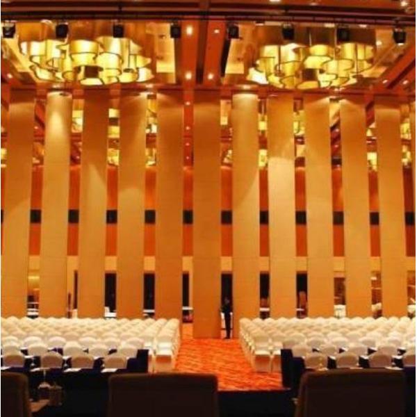 Restaurant Retractable Screen Acoustic Room Dividers Folding Sliding Floor to Ceiling
