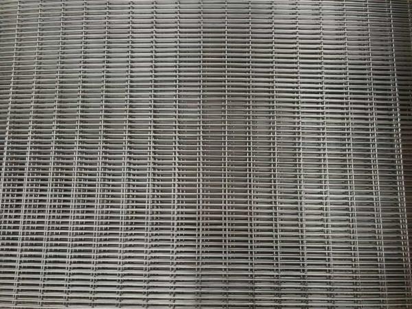 Quality 2x2 10 Gauge Galvanized Welded Wire Mesh Oxidation Resistance For Industry for sale