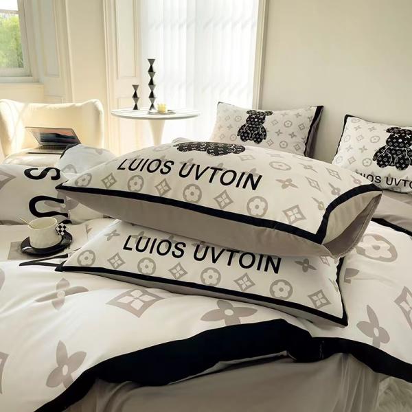 Customized Color 4Pcs 100% Polyester White Bear Bed Sheet Set For Hotel Baby Home