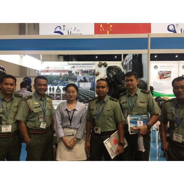 Unisex Sports Protective Riding Windproof and Drop-proof Knee Pad for Extreme Sports