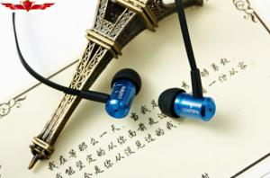 China New 3.5MM Wired 1.2M High Stereo Sound Quality Earphone With MIC For Samsung Multi Color on sale