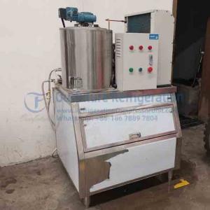 Cheap Refrigerant Gas R404a Ice Flake Making Machine 1.6mm Thickness 1.6Ton/Day wholesale