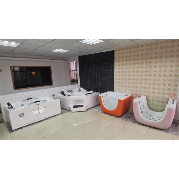 5 Foot Rectangular 2 Person Corner Bathtub 1700x650mm With Video