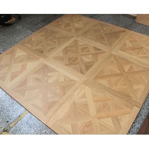 Prime Oak Versailles Pattern Flooring to Italy, Natural Vanished