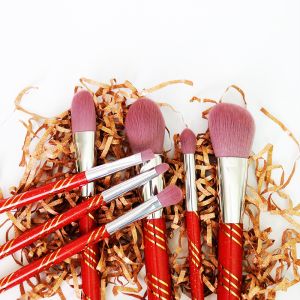 Cheap Passionate Red Cosmetic Makeup Brush Set 7 Pieces Patterned Plastic Handle wholesale