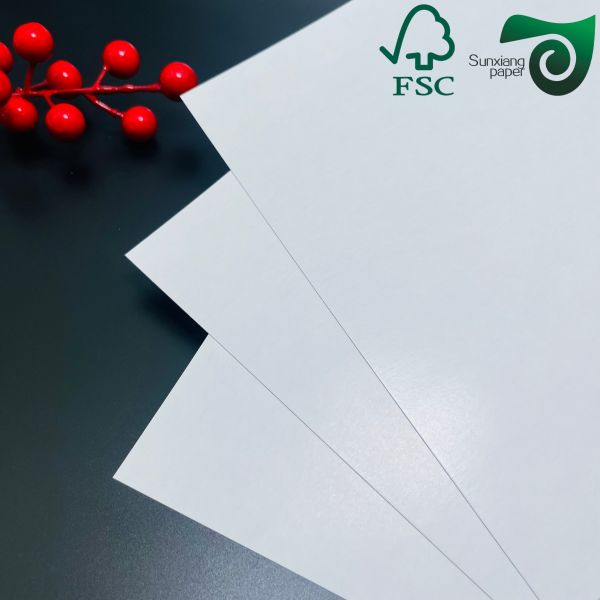 FSC 300GSM 320GSM High Strength Blue Core C2S Paper For Playing Game Cards