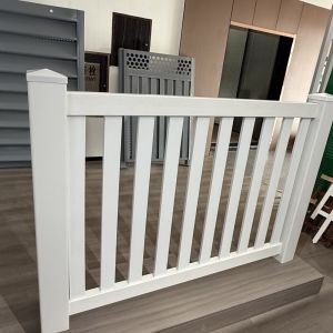 Safety Compliance Vinyl Plastic Fence Around Pool Weather Resistant