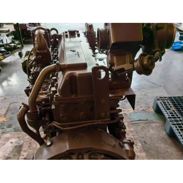 Second Hand Bus Spare Parts YuChai6L260-42 Engine Euro 4 Diesel 260 Maximum horsepower